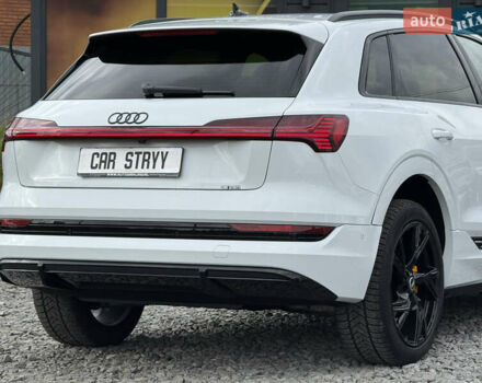 Белый Ауди E-Tron, объемом двигателя 0 л и пробегом 144 тыс. км за 29999 $, фото 27 на Automoto.ua