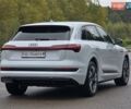 Белый Ауди E-Tron, объемом двигателя 0 л и пробегом 68 тыс. км за 39999 $, фото 5 на Automoto.ua