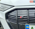 Белый Ауди E-Tron, объемом двигателя 0 л и пробегом 97 тыс. км за 42900 $, фото 4 на Automoto.ua
