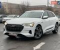 Белый Ауди E-Tron, объемом двигателя 0 л и пробегом 29 тыс. км за 31900 $, фото 1 на Automoto.ua