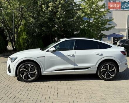 Білий Ауді E-Tron, об'ємом двигуна 0 л та пробігом 16 тис. км за 44900 $, фото 5 на Automoto.ua