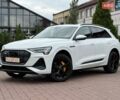 Белый Ауди E-Tron, объемом двигателя 0 л и пробегом 140 тыс. км за 31449 $, фото 1 на Automoto.ua