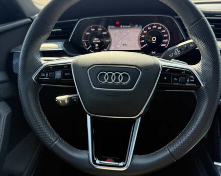 Белый Ауди E-Tron, объемом двигателя 0 л и пробегом 46 тыс. км за 32800 $, фото 10 на Automoto.ua