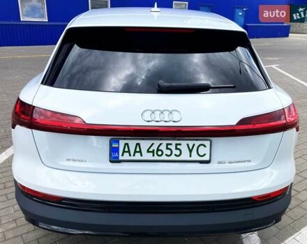 Білий Ауді E-Tron, об'ємом двигуна 0 л та пробігом 78 тис. км за 29800 $, фото 4 на Automoto.ua