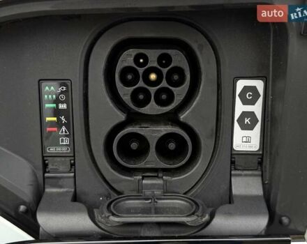 Белый Ауди E-Tron, объемом двигателя 0 л и пробегом 82 тыс. км за 38400 $, фото 14 на Automoto.ua