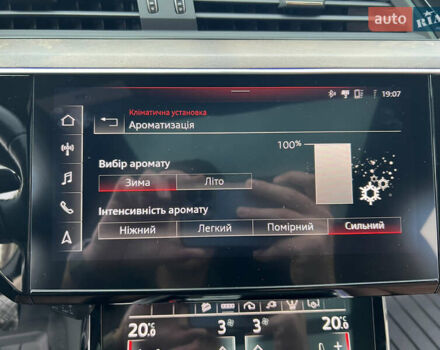Білий Ауді E-Tron, об'ємом двигуна 0 л та пробігом 38 тис. км за 46000 $, фото 31 на Automoto.ua