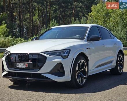 Белый Ауди E-Tron, объемом двигателя 0 л и пробегом 53 тыс. км за 44999 $, фото 6 на Automoto.ua