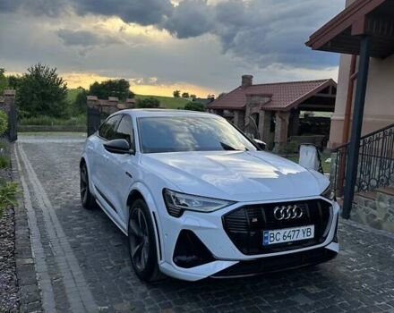 Белый Ауди E-Tron, объемом двигателя 0 л и пробегом 60 тыс. км за 48000 $, фото 8 на Automoto.ua