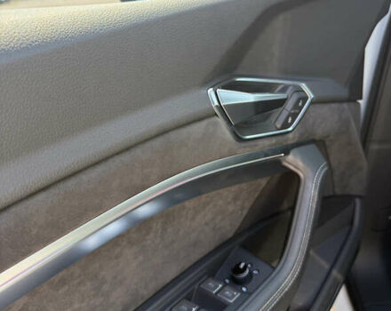 Белый Ауди E-Tron, объемом двигателя 0 л и пробегом 46 тыс. км за 32800 $, фото 17 на Automoto.ua