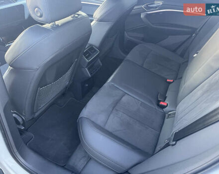 Белый Ауди E-Tron, объемом двигателя 0 л и пробегом 57 тыс. км за 32200 $, фото 20 на Automoto.ua