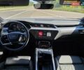 Белый Ауди E-Tron, объемом двигателя 0 л и пробегом 53 тыс. км за 44999 $, фото 79 на Automoto.ua