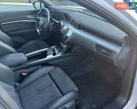 Белый Ауди E-Tron, объемом двигателя 0 л и пробегом 57 тыс. км за 32200 $, фото 13 на Automoto.ua