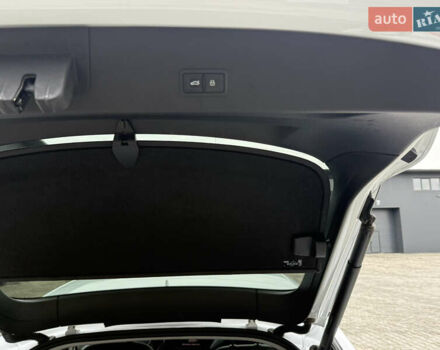 Белый Ауди E-Tron, объемом двигателя 0 л и пробегом 140 тыс. км за 33490 $, фото 38 на Automoto.ua