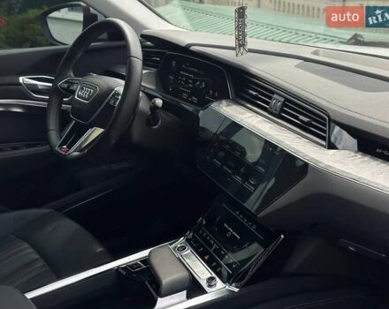 Ауди E-Tron 2021 в Бучаче на Automoto.ua Белый Ауди E-Tron, объемом двигателя 0 л и пробегом 63 тыс. км за 34500 $, фото 52 на Automoto.ua