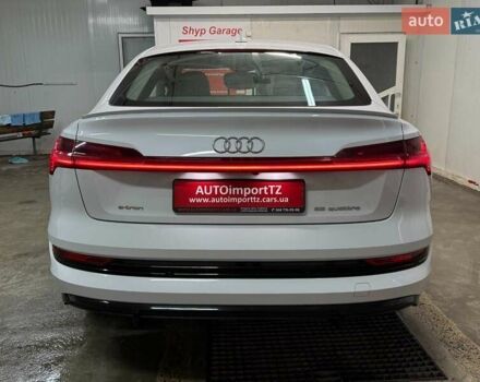 Белый Ауди E-Tron, объемом двигателя 0 л и пробегом 82 тыс. км за 38400 $, фото 20 на Automoto.ua