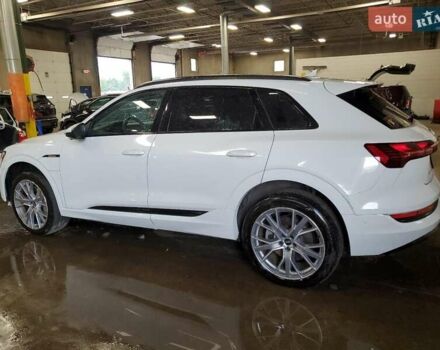 Білий Ауді E-Tron, об'ємом двигуна 0 л та пробігом 84 тис. км за 18500 $, фото 1 на Automoto.ua