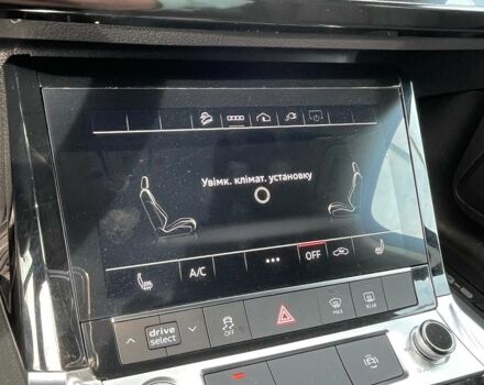 Білий Ауді E-Tron, об'ємом двигуна 0 л та пробігом 45 тис. км за 33000 $, фото 12 на Automoto.ua