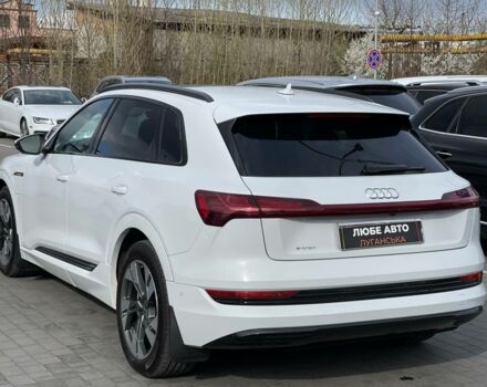 Білий Ауді E-Tron, об'ємом двигуна 0 л та пробігом 45 тис. км за 33000 $, фото 3 на Automoto.ua