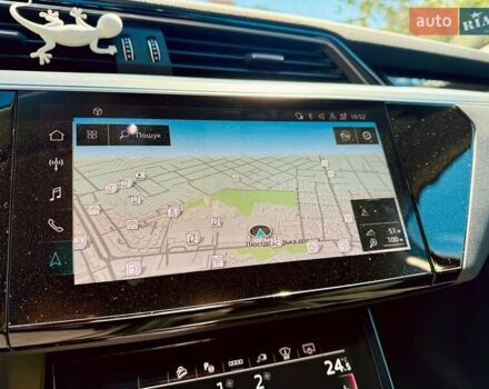Білий Ауді E-Tron, об'ємом двигуна 0 л та пробігом 16 тис. км за 44900 $, фото 18 на Automoto.ua