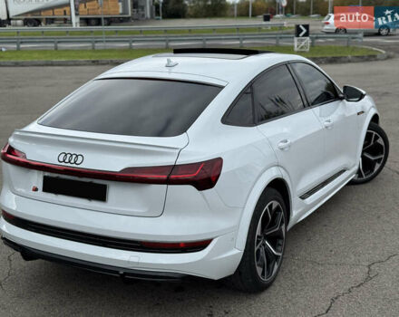 Белый Ауди E-Tron, объемом двигателя 0 л и пробегом 97 тыс. км за 42900 $, фото 20 на Automoto.ua