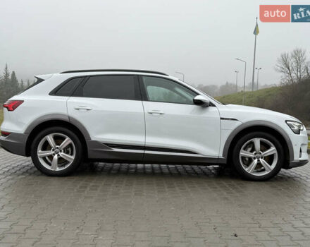 Білий Ауді E-Tron, об'ємом двигуна 0 л та пробігом 69 тис. км за 31500 $, фото 10 на Automoto.ua