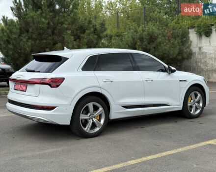 Білий Ауді E-Tron, об'ємом двигуна 0 л та пробігом 35 тис. км за 29999 $, фото 20 на Automoto.ua