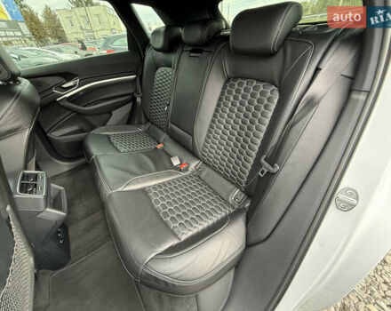 Белый Ауди E-Tron, объемом двигателя 0 л и пробегом 144 тыс. км за 29999 $, фото 54 на Automoto.ua