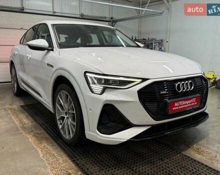 Белый Ауди E-Tron, объемом двигателя 0 л и пробегом 82 тыс. км за 38400 $, фото 26 на Automoto.ua