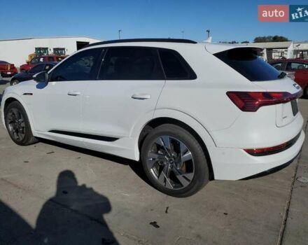 Белый Ауди E-Tron, объемом двигателя 0 л и пробегом 51 тыс. км за 21500 $, фото 1 на Automoto.ua