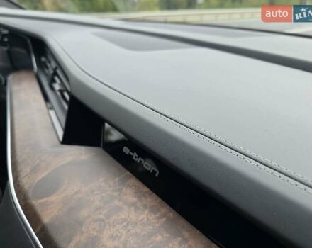 Белый Ауди E-Tron, объемом двигателя 0 л и пробегом 68 тыс. км за 39999 $, фото 73 на Automoto.ua