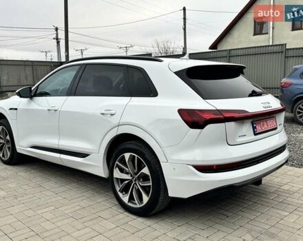 Білий Ауді E-Tron, об'ємом двигуна 0 л та пробігом 36 тис. км за 32500 $, фото 3 на Automoto.ua