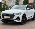 Белый Ауди E-Tron, объемом двигателя 0 л и пробегом 140 тыс. км за 31449 $, фото 4 на Automoto.ua