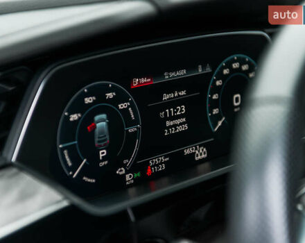 Білий Ауді E-Tron, об'ємом двигуна 0 л та пробігом 57 тис. км за 50555 $, фото 18 на Automoto.ua