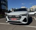 Белый Ауди E-Tron, объемом двигателя 0 л и пробегом 57 тыс. км за 35700 $, фото 1 на Automoto.ua