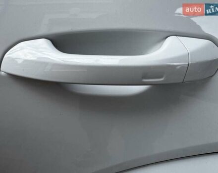 Белый Ауди E-Tron, объемом двигателя 0 л и пробегом 62 тыс. км за 48100 $, фото 47 на Automoto.ua