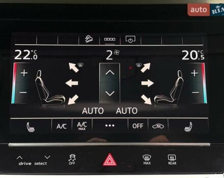 Белый Ауди E-Tron, объемом двигателя 0 л и пробегом 82 тыс. км за 38400 $, фото 64 на Automoto.ua
