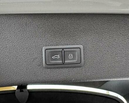 Белый Ауди E-Tron, объемом двигателя 0 л и пробегом 62 тыс. км за 48100 $, фото 43 на Automoto.ua