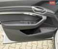 Белый Ауди E-Tron, объемом двигателя 0 л и пробегом 140 тыс. км за 33490 $, фото 33 на Automoto.ua
