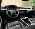 Белый Ауди E-Tron, объемом двигателя 0 л и пробегом 140 тыс. км за 31449 $, фото 118 на Automoto.ua