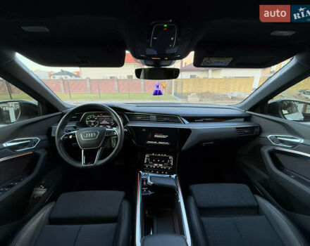 Белый Ауди E-Tron, объемом двигателя 0 л и пробегом 55 тыс. км за 43000 $, фото 11 на Automoto.ua