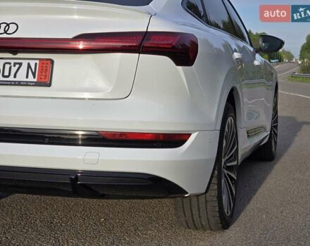 Белый Ауди E-Tron, объемом двигателя 0 л и пробегом 61 тыс. км за 42999 $, фото 28 на Automoto.ua