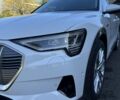 Белый Ауди E-Tron, объемом двигателя 0 л и пробегом 16 тыс. км за 44000 $, фото 9 на Automoto.ua
