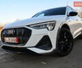 Белый Ауди E-Tron, объемом двигателя 0 л и пробегом 63 тыс. км за 41450 $, фото 4 на Automoto.ua