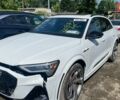 Белый Ауди E-Tron, объемом двигателя 0 л и пробегом 19 тыс. км за 49999 $, фото 2 на Automoto.ua