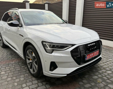 Белый Ауди E-Tron, объемом двигателя 0 л и пробегом 60 тыс. км за 34700 $, фото 19 на Automoto.ua