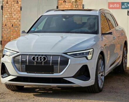 Белый Ауди E-Tron, объемом двигателя 0 л и пробегом 26 тыс. км за 48778 $, фото 100 на Automoto.ua