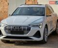 Белый Ауди E-Tron, объемом двигателя 0 л и пробегом 26 тыс. км за 48778 $, фото 100 на Automoto.ua