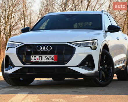 Белый Ауди E-Tron, объемом двигателя 0 л и пробегом 63 тыс. км за 41450 $, фото 11 на Automoto.ua