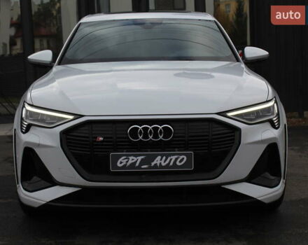 Білий Ауді E-Tron, об'ємом двигуна 0 л та пробігом 11 тис. км за 49700 $, фото 9 на Automoto.ua