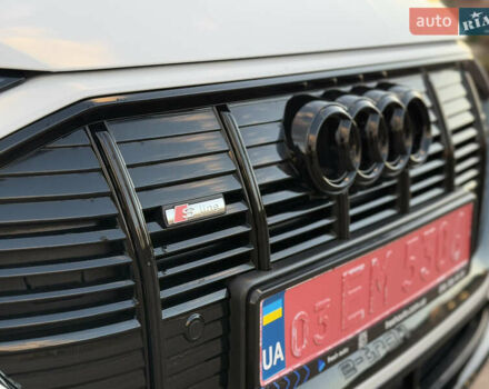 Белый Ауди E-Tron, объемом двигателя 0 л и пробегом 55 тыс. км за 43000 $, фото 67 на Automoto.ua